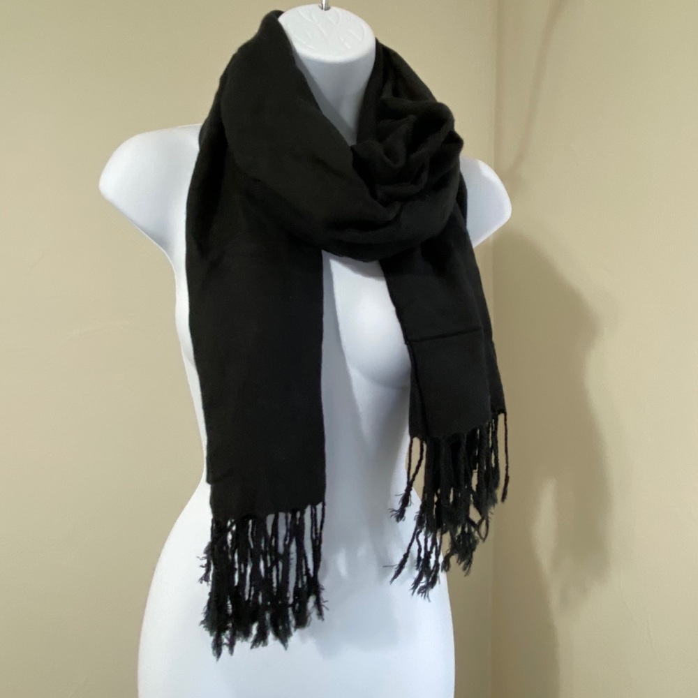 Black wool polyester long scarf